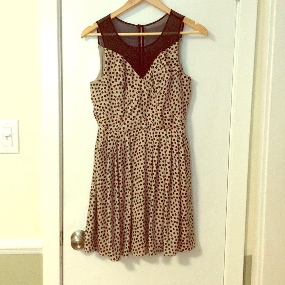 Flowy BCBG cocktail dress with pockets